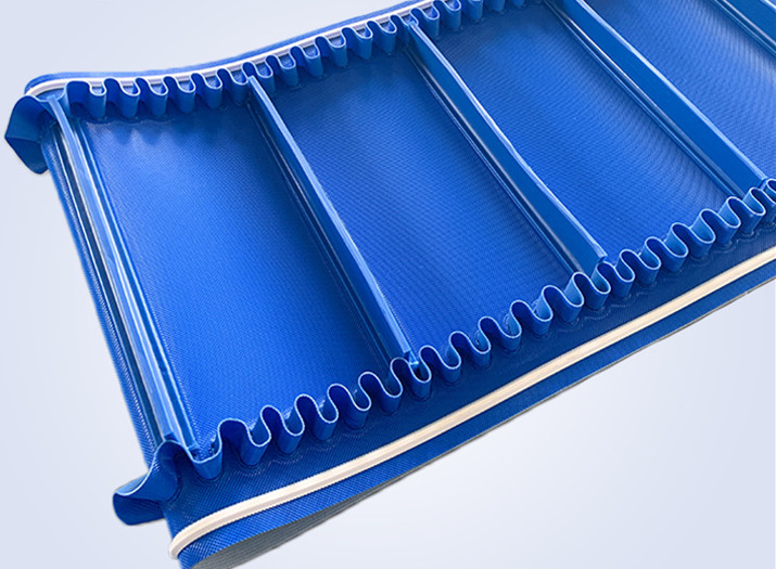 厂家批发绿色PVC输送带加挡板厚度可选尺寸来图制作